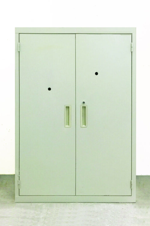 Installation (2015), Metal storage locker, Projector, Arduino, Light sensitive sensors, 1.2m x 1.5m x 1m.